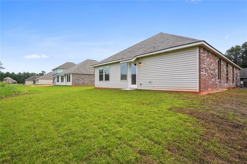 18374 FOX HOLLOW Loop