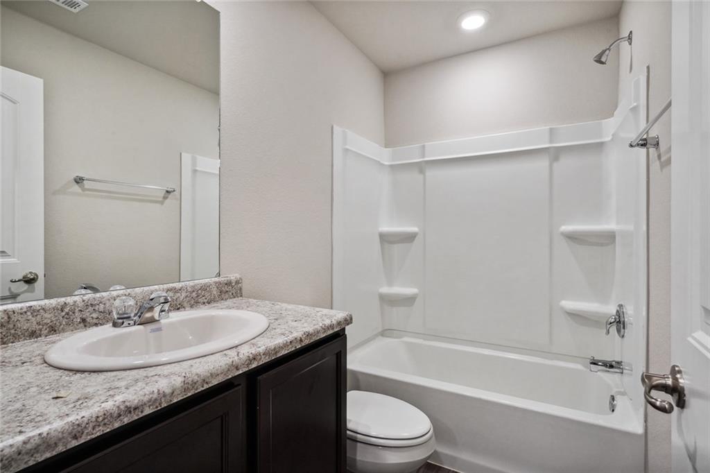 18374 FOX HOLLOW Loop
