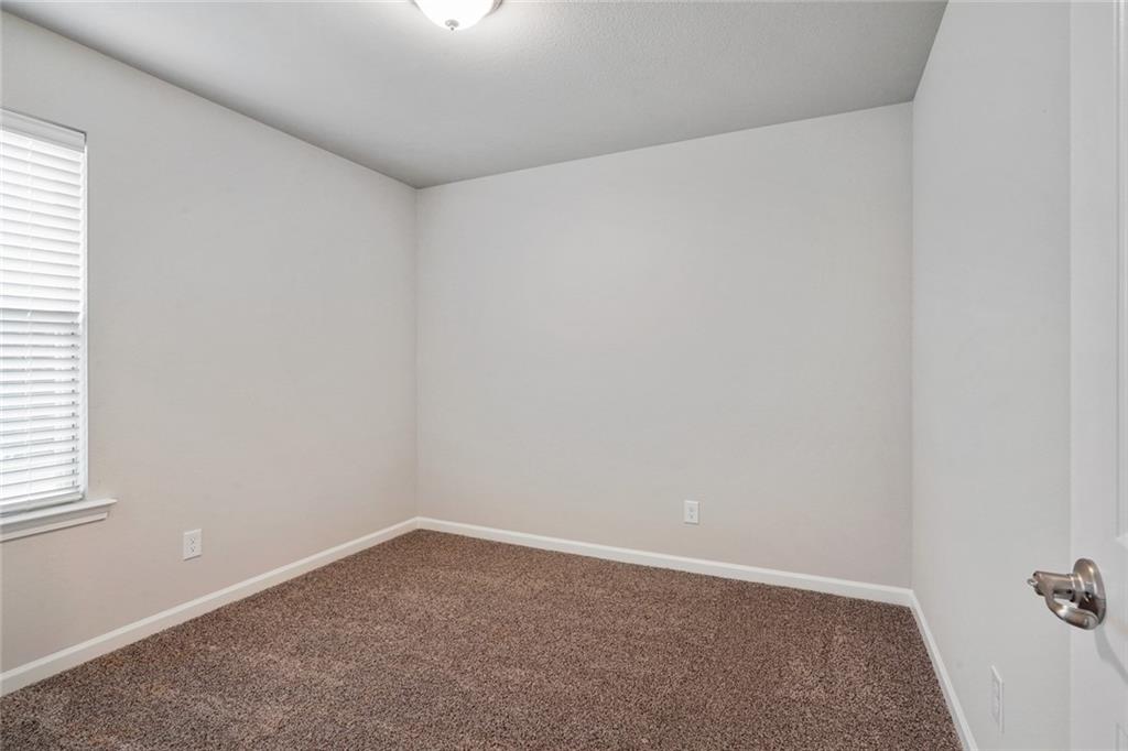 18374 FOX HOLLOW Loop