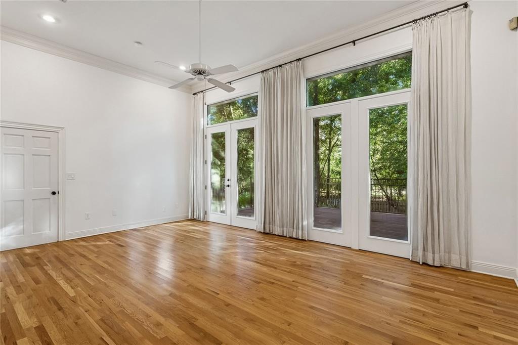 105 CONCORDE Place