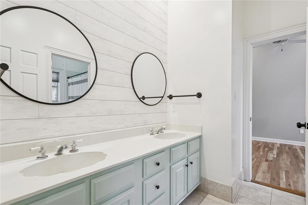 105 CONCORDE Place