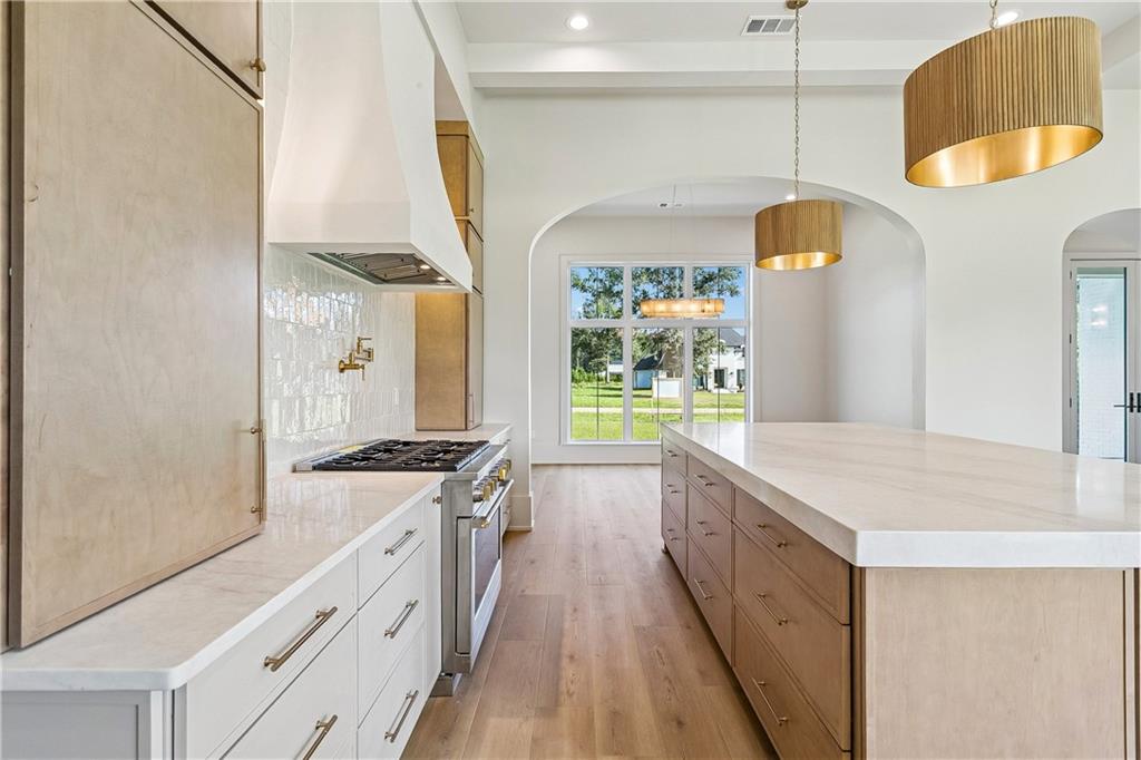 72608 BUTTONBUSH Drive