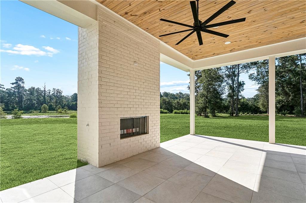 72608 BUTTONBUSH Drive