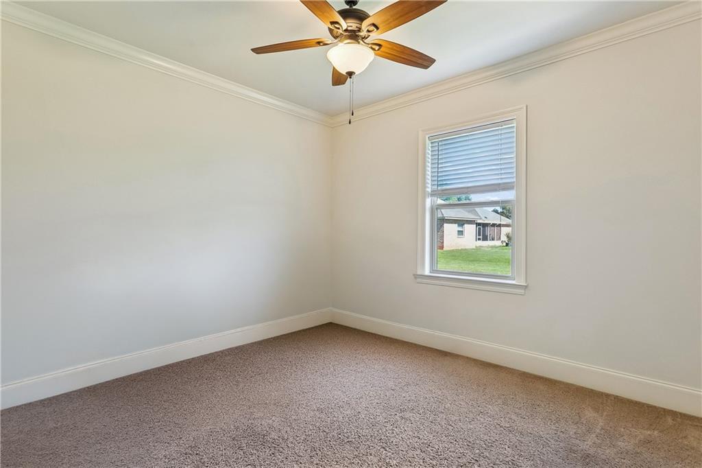 221 HIGHLAND CREST Drive