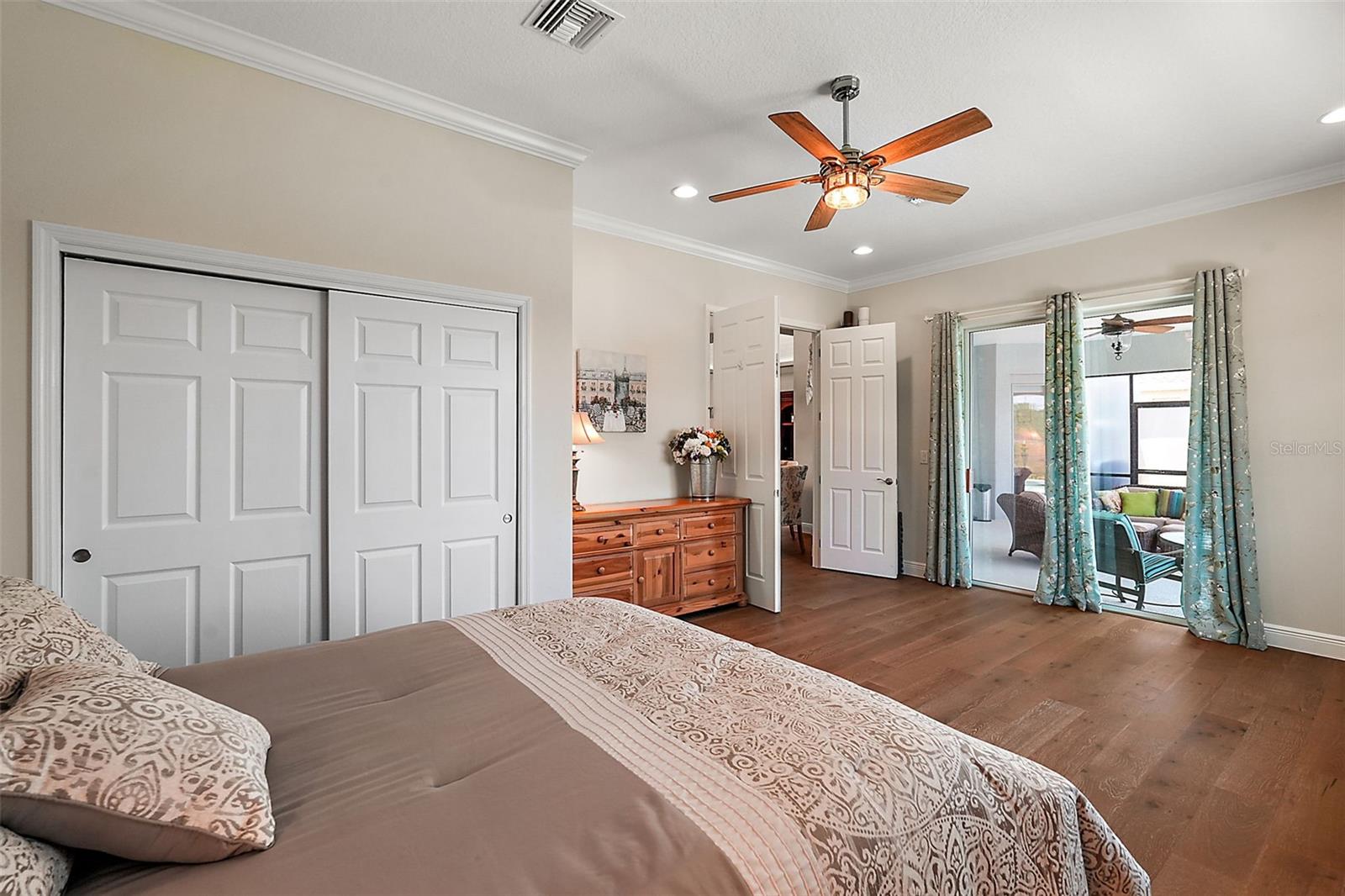 8449 BRIDGEPORT BAY CIRCLE