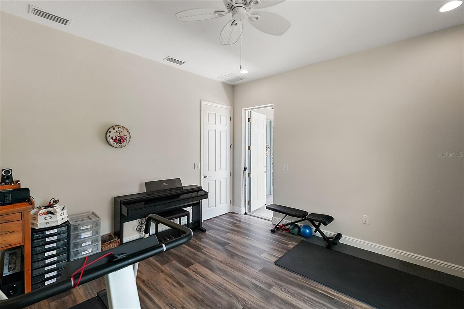 8449 BRIDGEPORT BAY CIRCLE