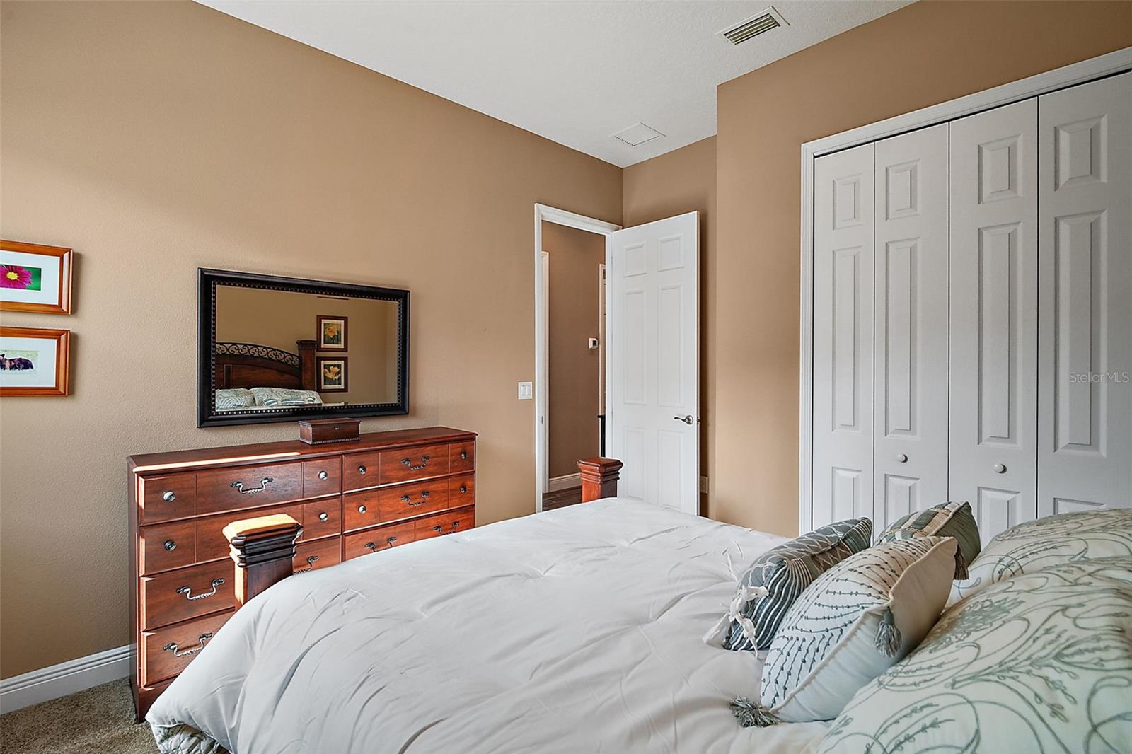 8456 BRIDGEPORT BAY CIRCLE