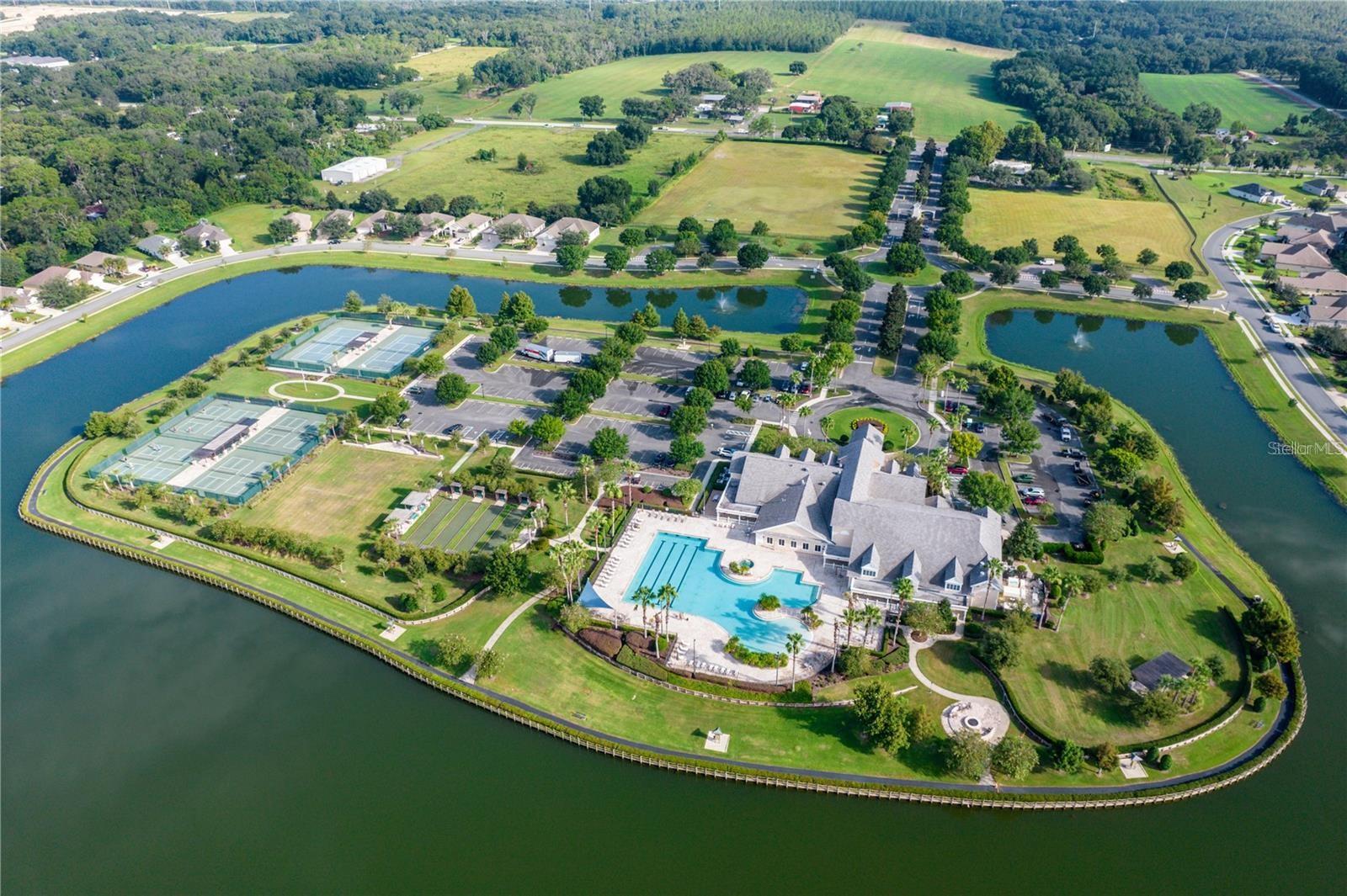 8456 BRIDGEPORT BAY CIRCLE