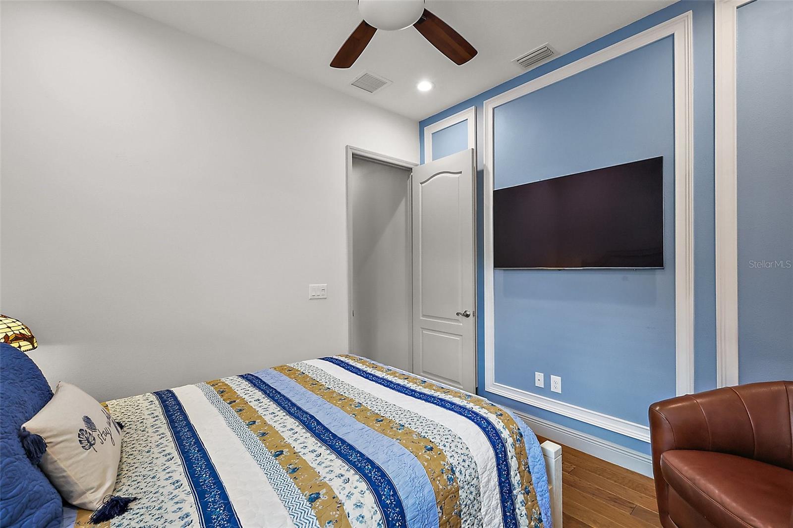 8420 BRIDGEPORT BAY CIR