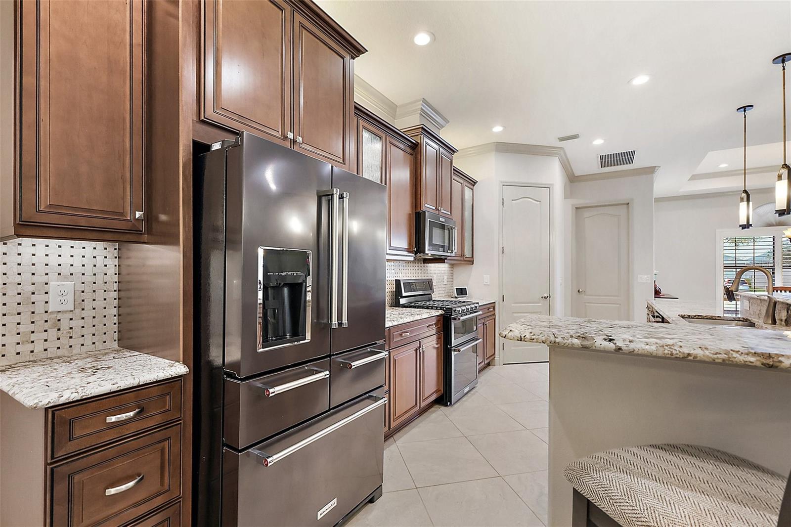 8420 BRIDGEPORT BAY CIR