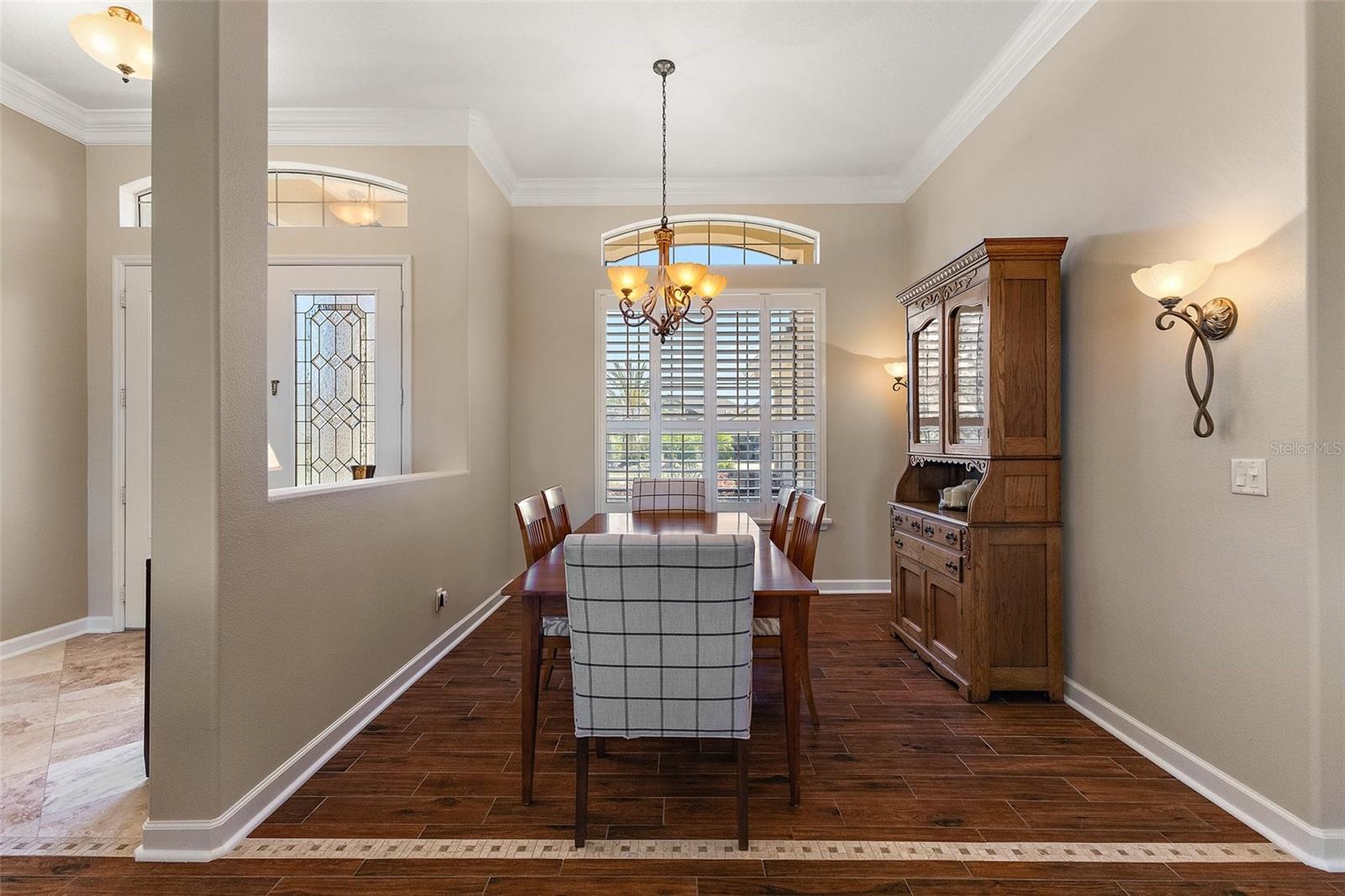 8809 BEACON HILL AVENUE