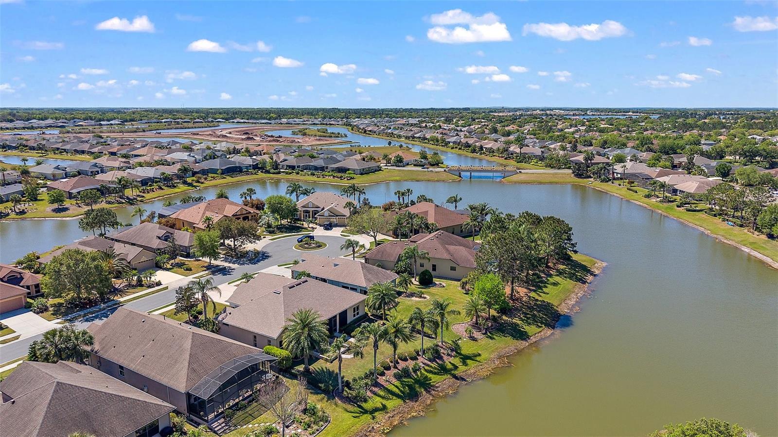 8809 BEACON HILL AVENUE