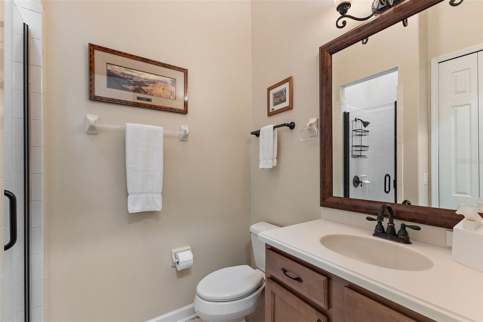 8809 BEACON HILL AVENUE