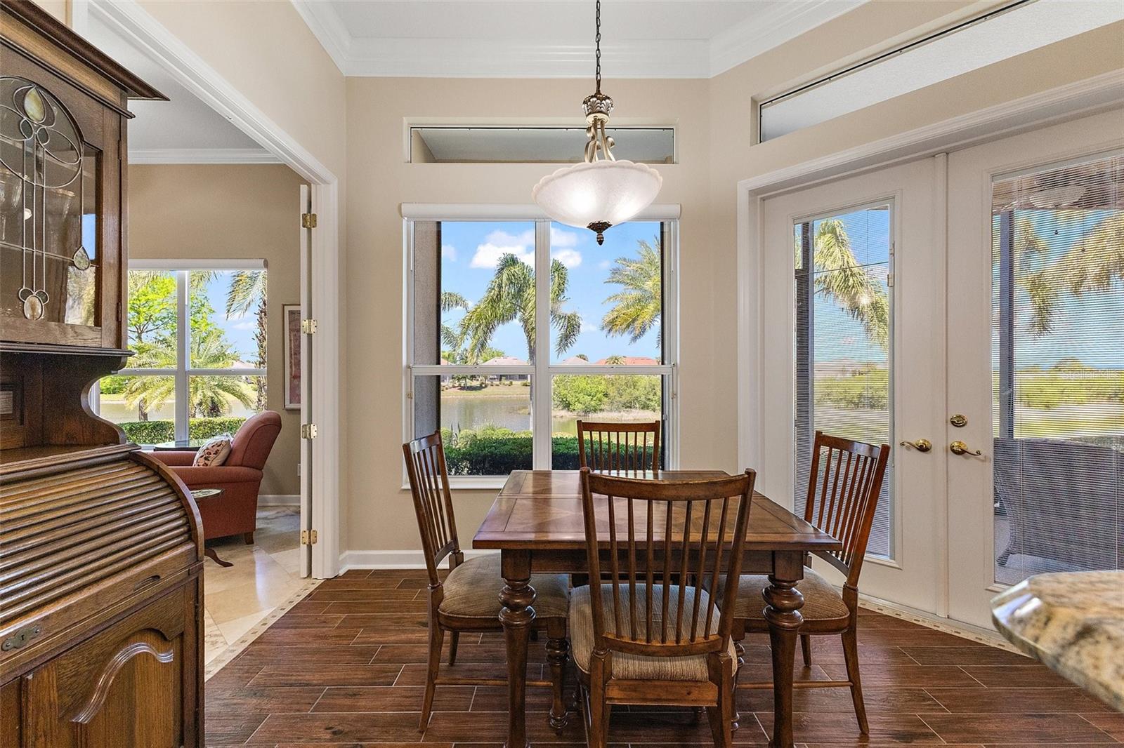 8809 BEACON HILL AVENUE