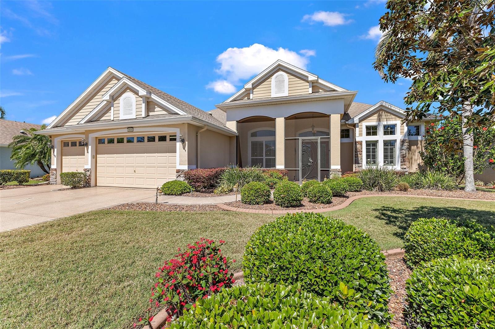 8809 BEACON HILL AVENUE