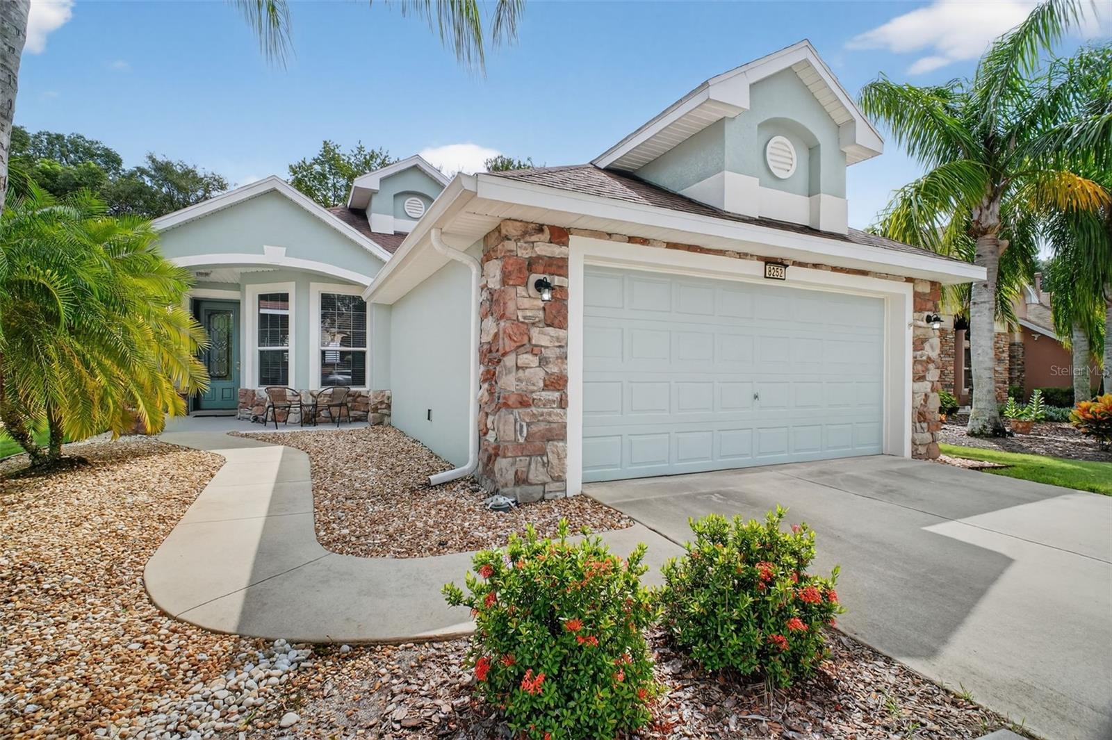 8252 BRIDGEPORT BAY CIRCLE
