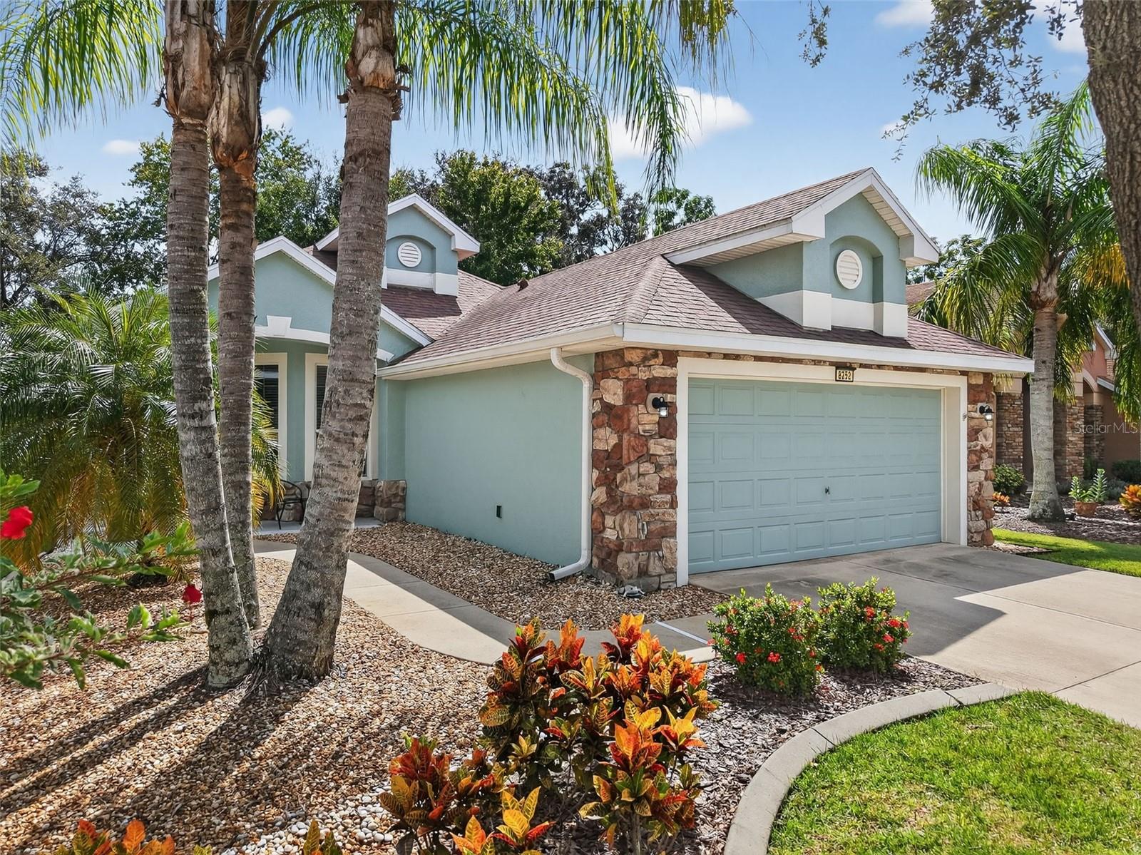 8252 BRIDGEPORT BAY CIRCLE