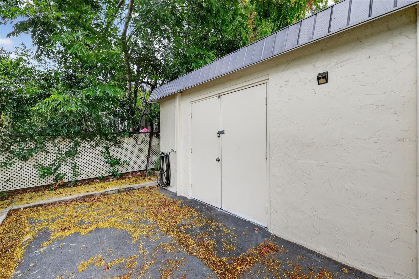101 N GRANDVIEW ST #210