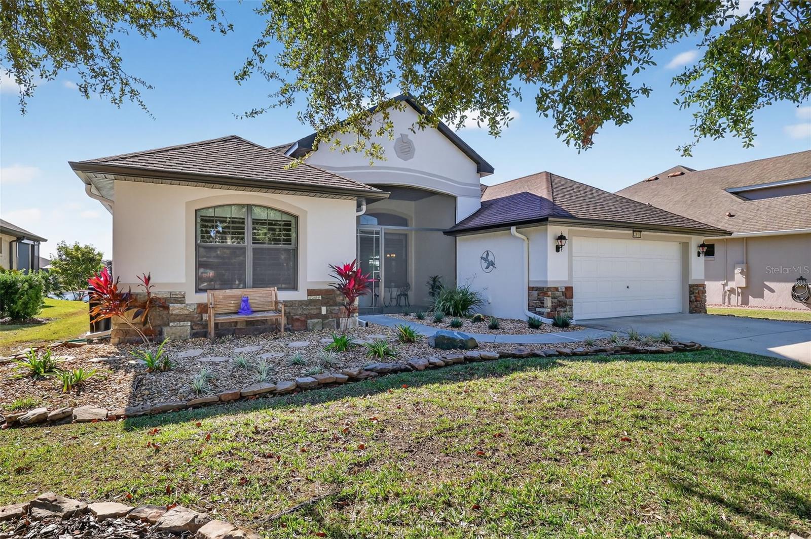 2318 WAKEFIELD WAY