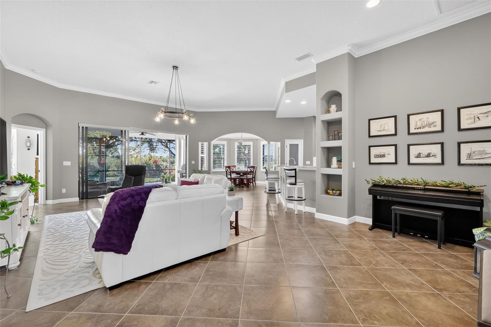 2318 WAKEFIELD WAY