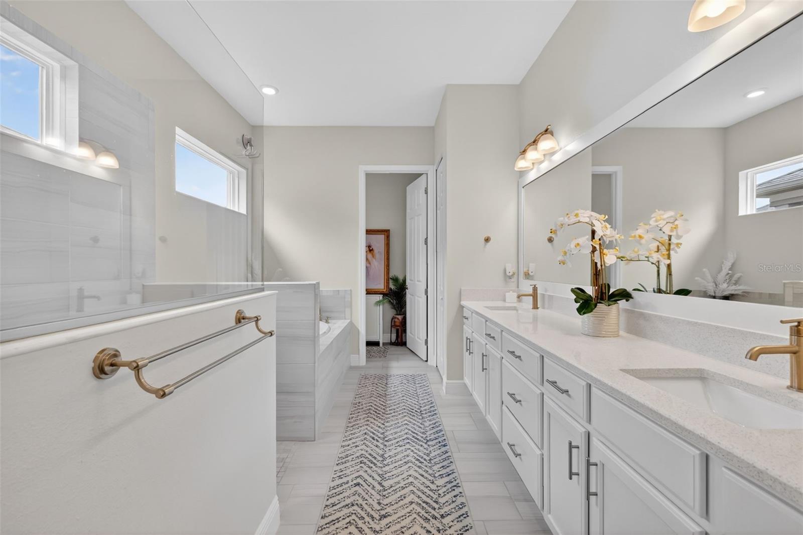 8228 BRIDGEPORT BAY CIR