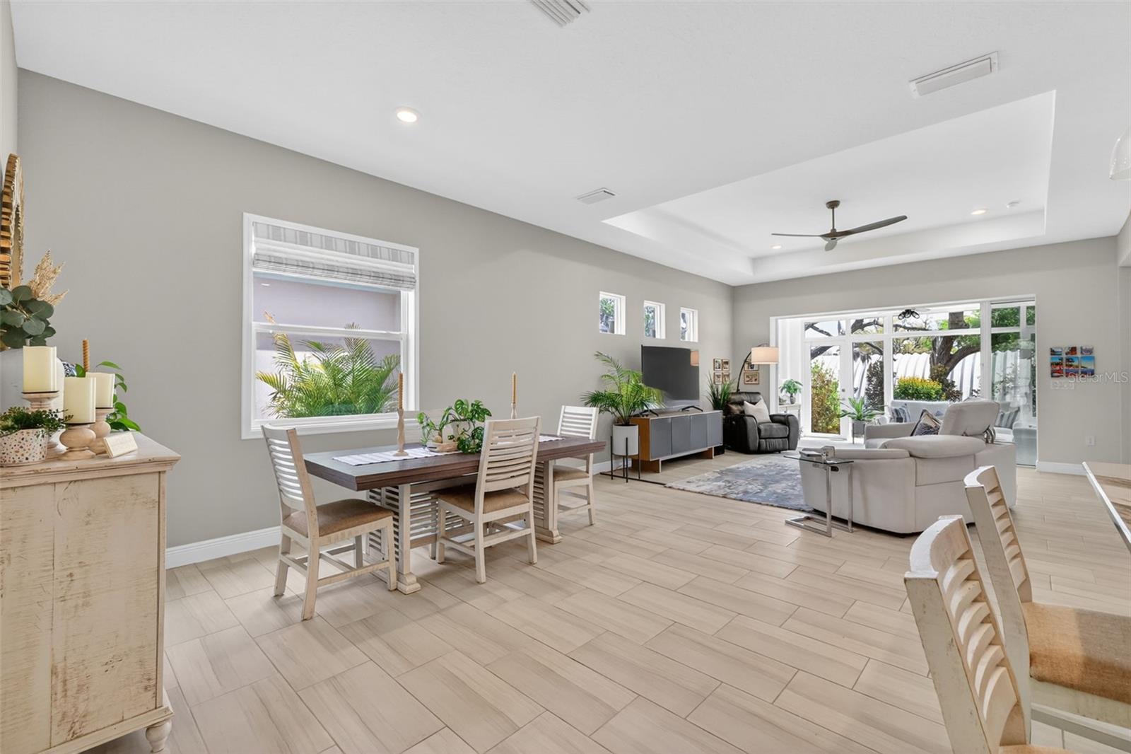 8228 BRIDGEPORT BAY CIR