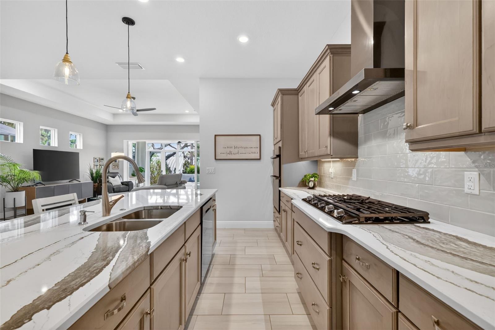 8228 BRIDGEPORT BAY CIR