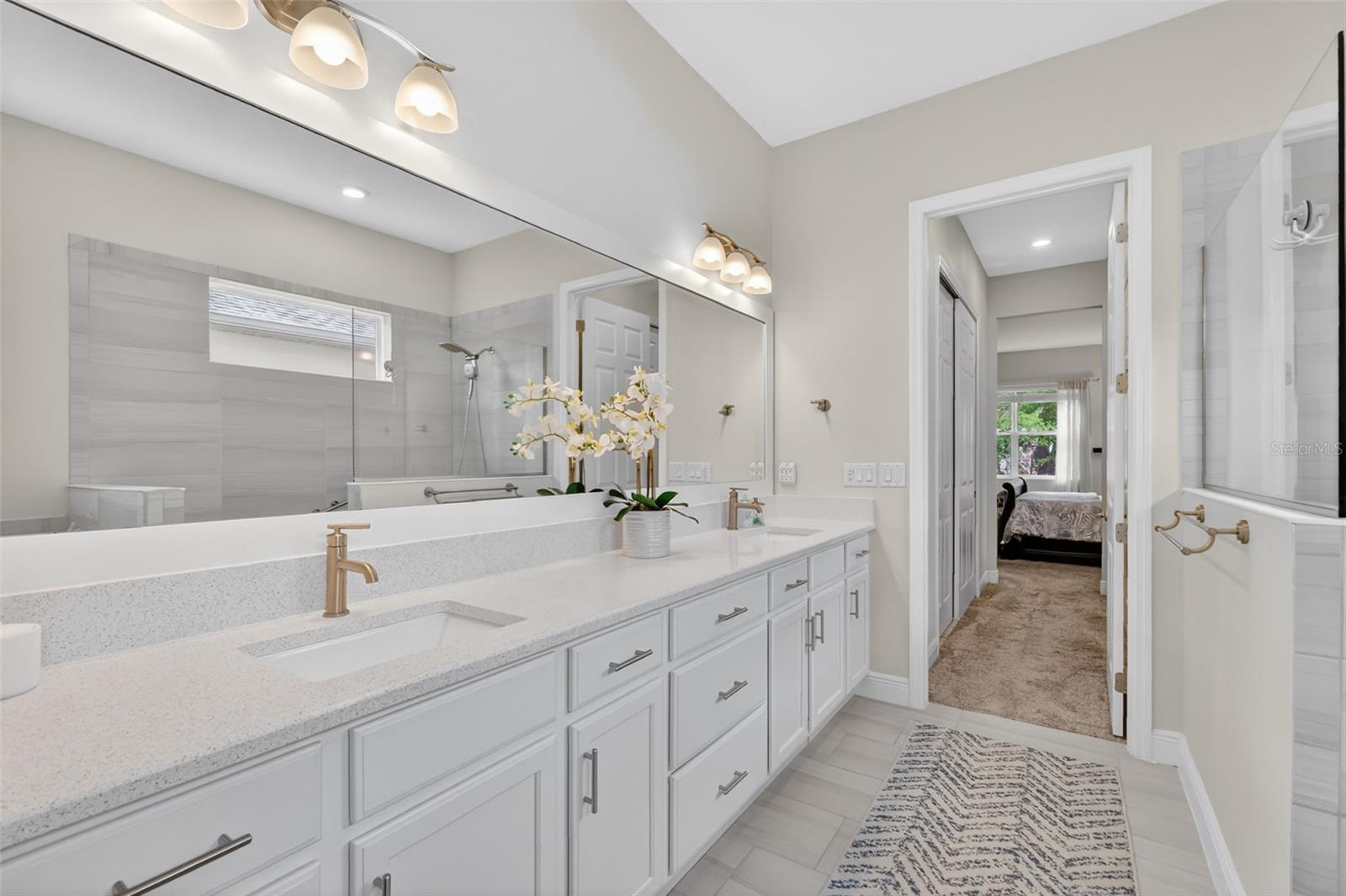 8228 BRIDGEPORT BAY CIR