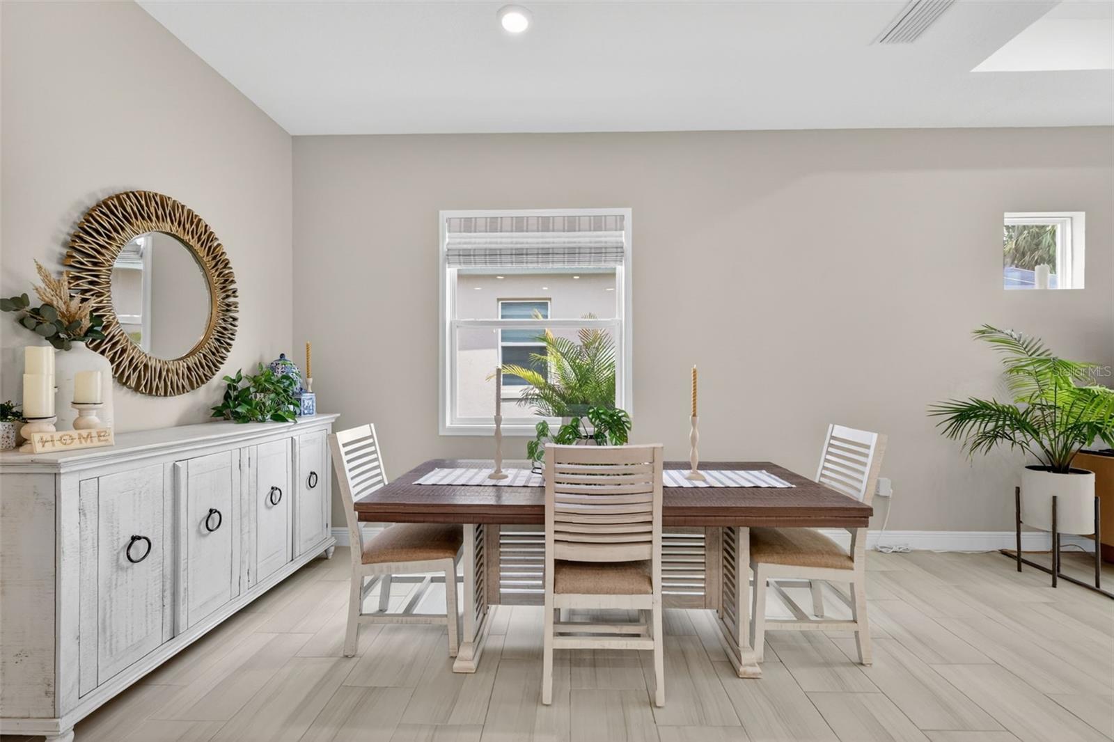 8228 BRIDGEPORT BAY CIR