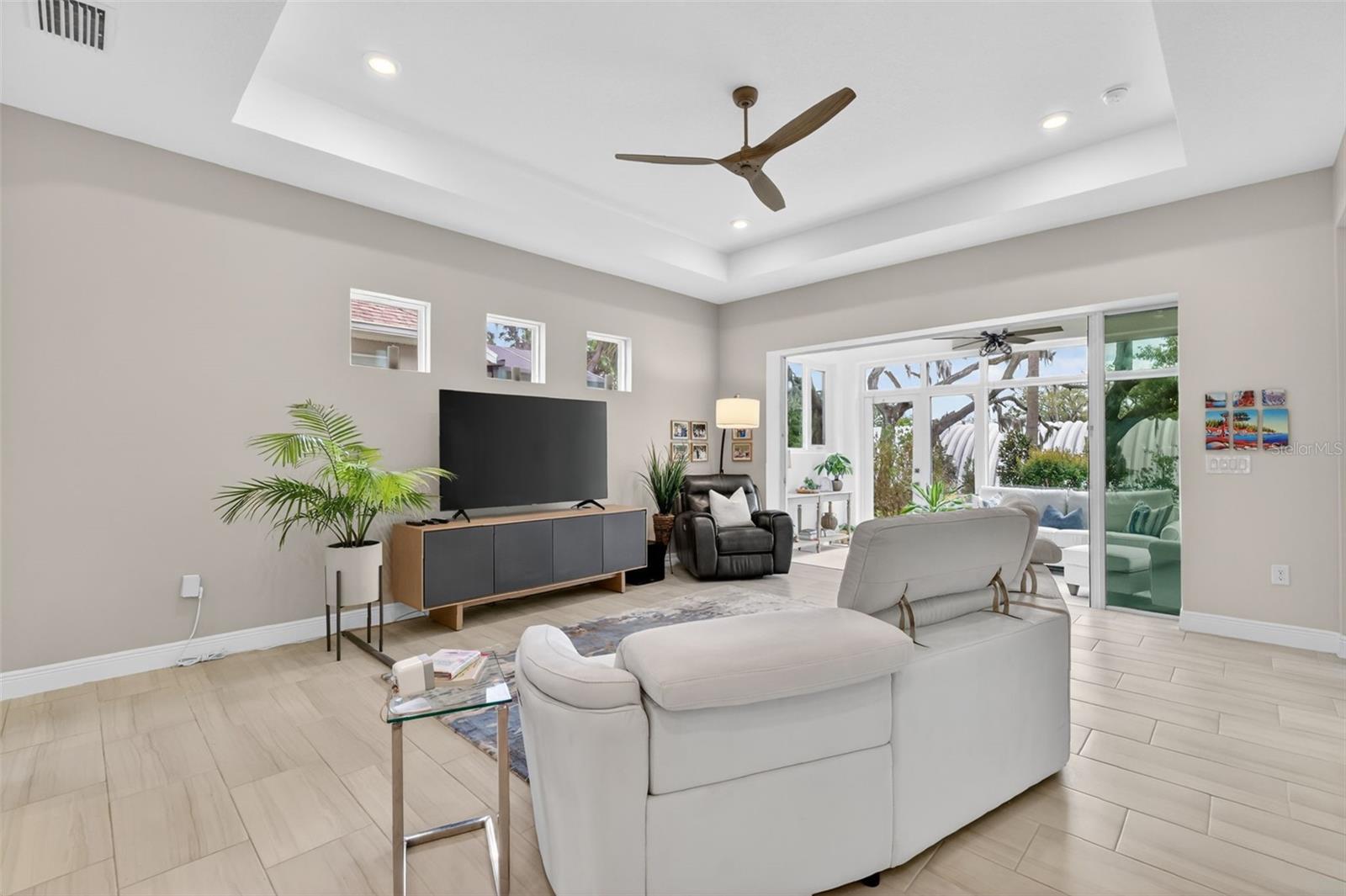 8228 BRIDGEPORT BAY CIR