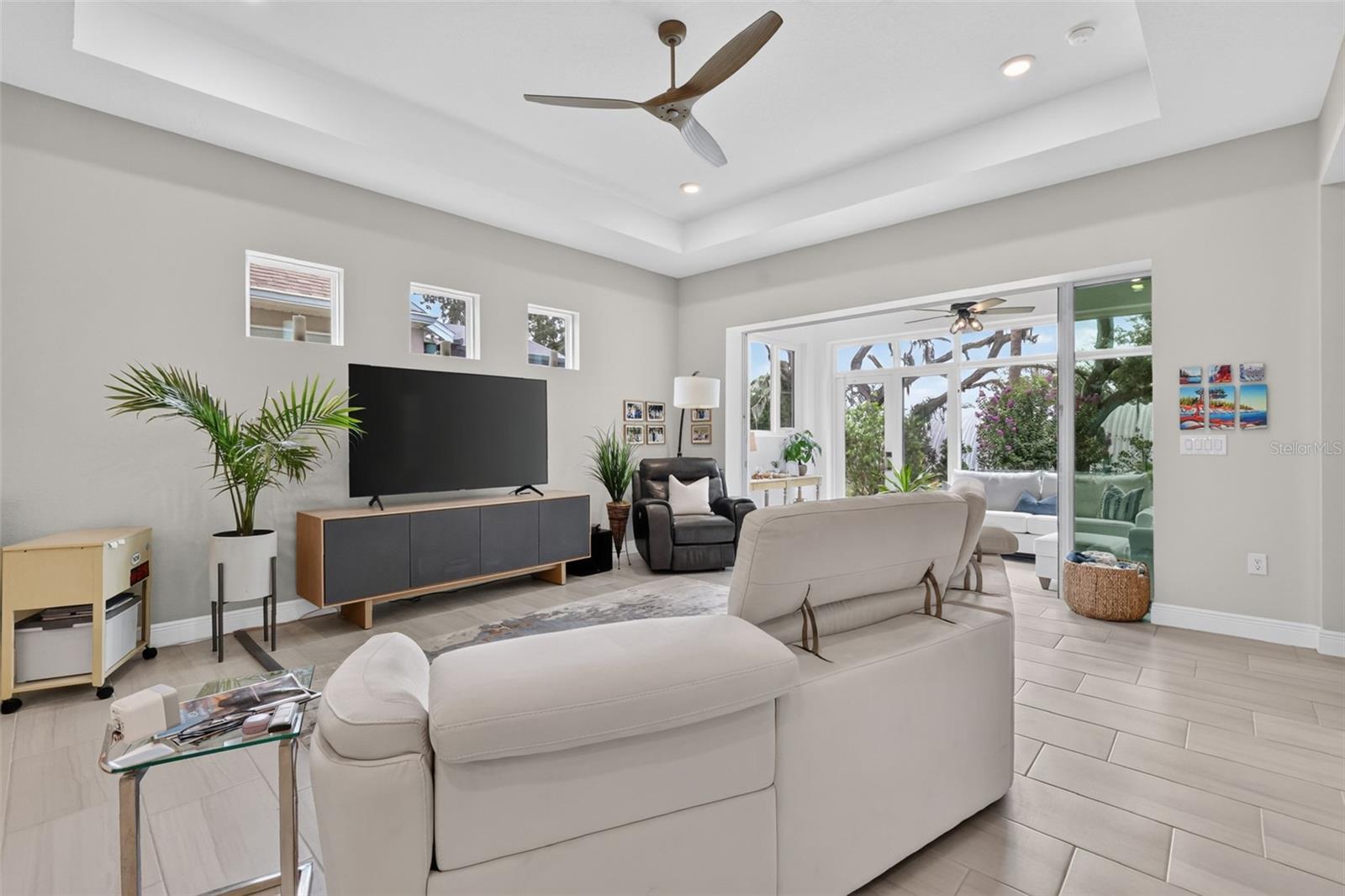 8228 BRIDGEPORT BAY CIR