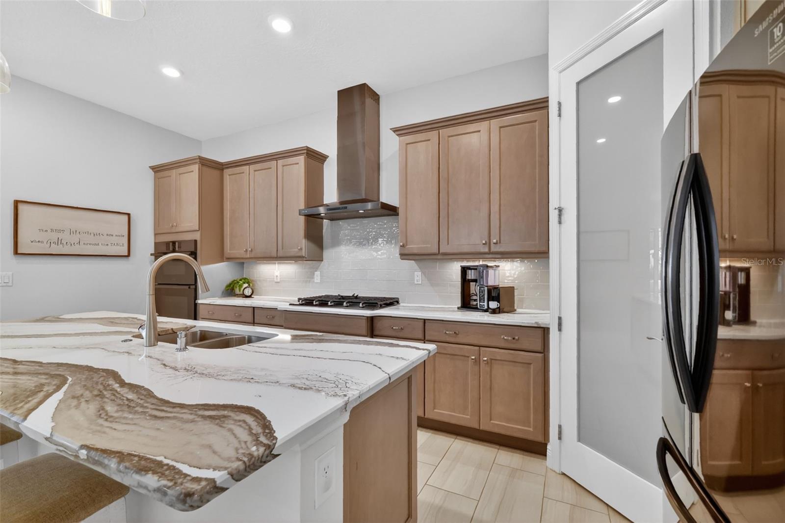 8228 BRIDGEPORT BAY CIR