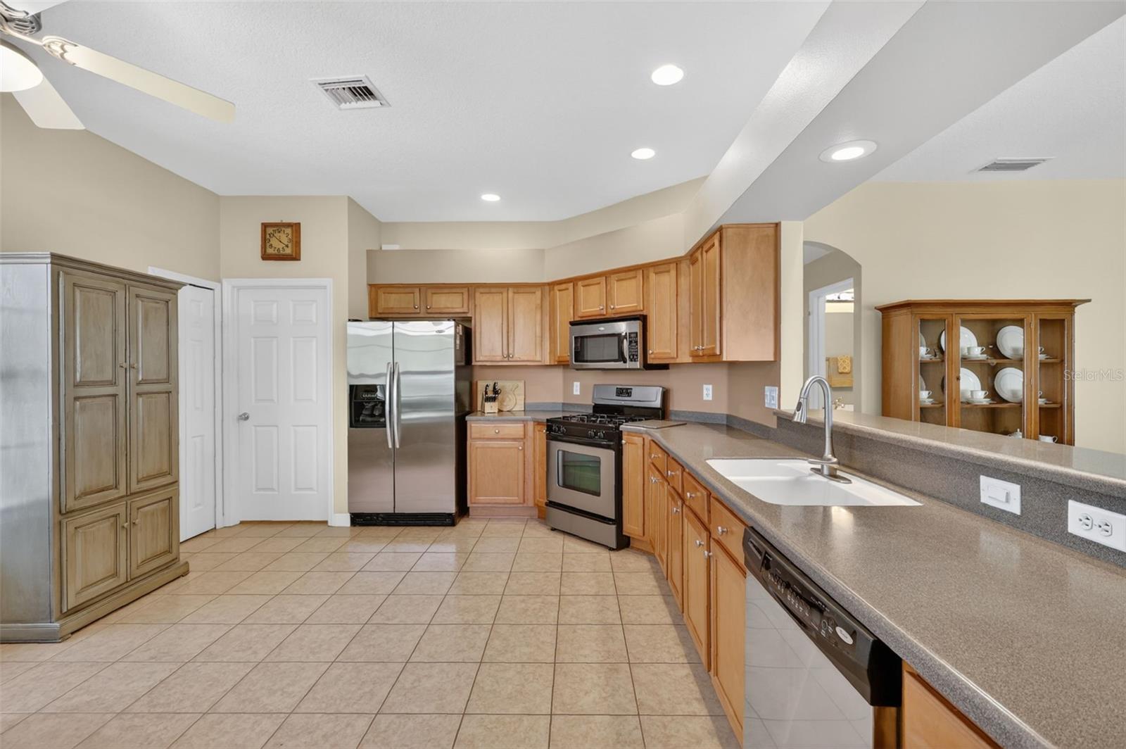 2359 WAKEFIELD WAY