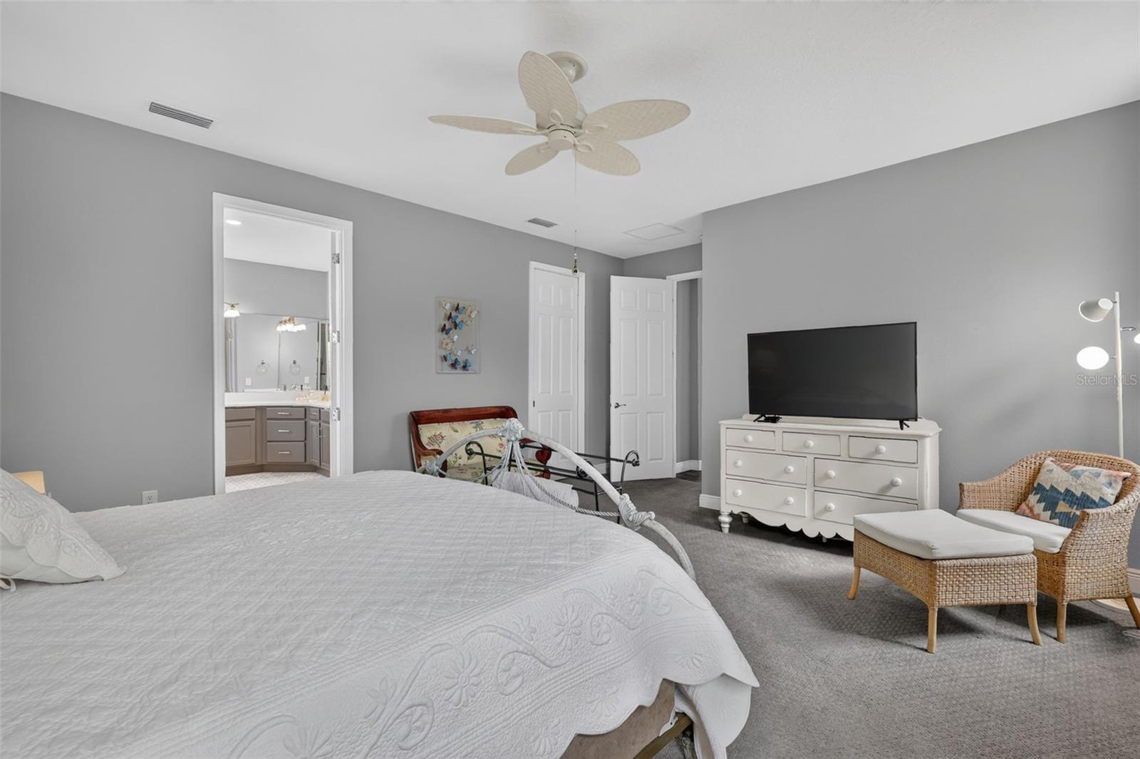 8220 BRIDGEPORT BAY CIRCLE