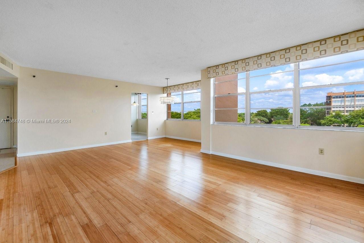 1300 Saint Charles Pl # 519