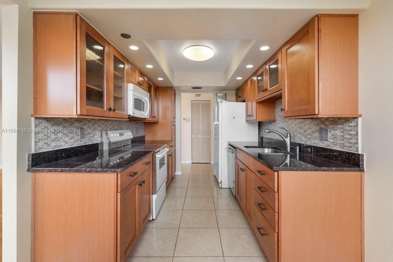 1300 Saint Charles Pl # 519