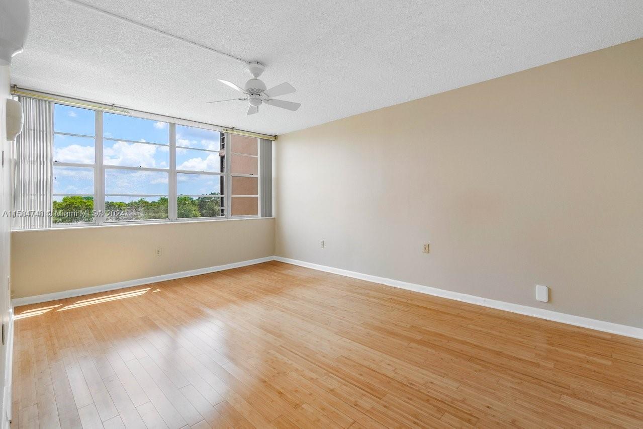 1300 Saint Charles Pl # 519