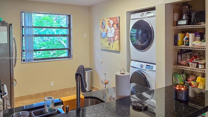 10125 W Sunrise Blvd # 301