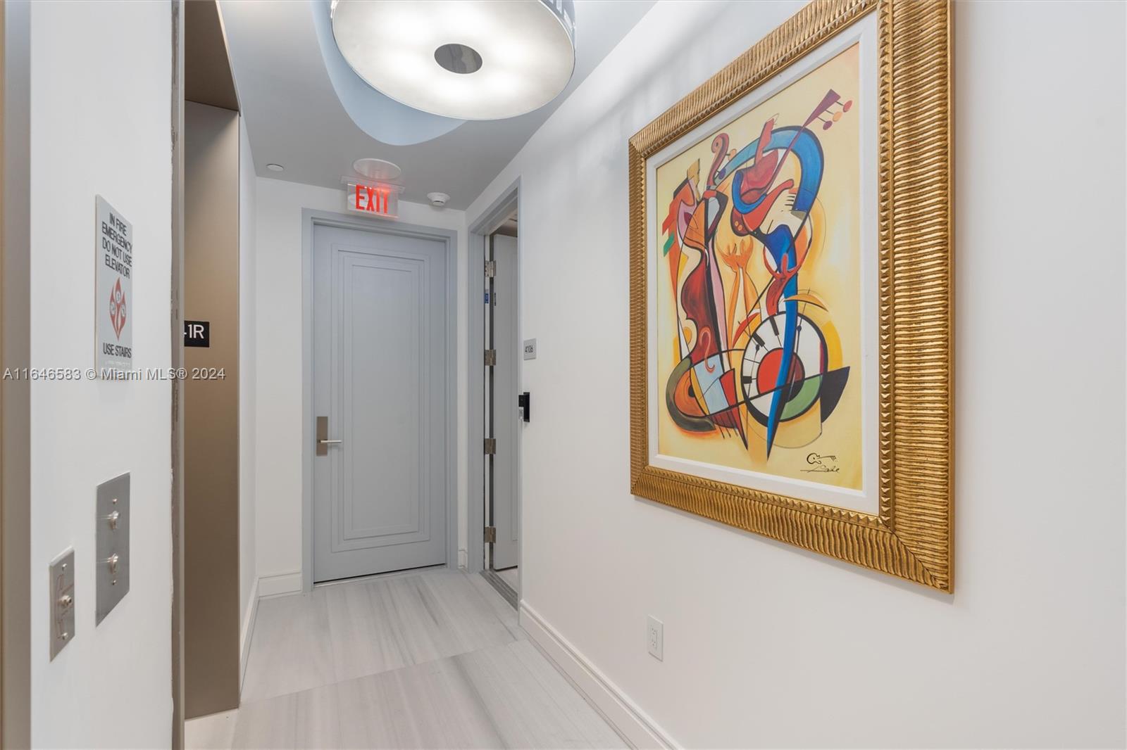17901 Collins Ave # 4106