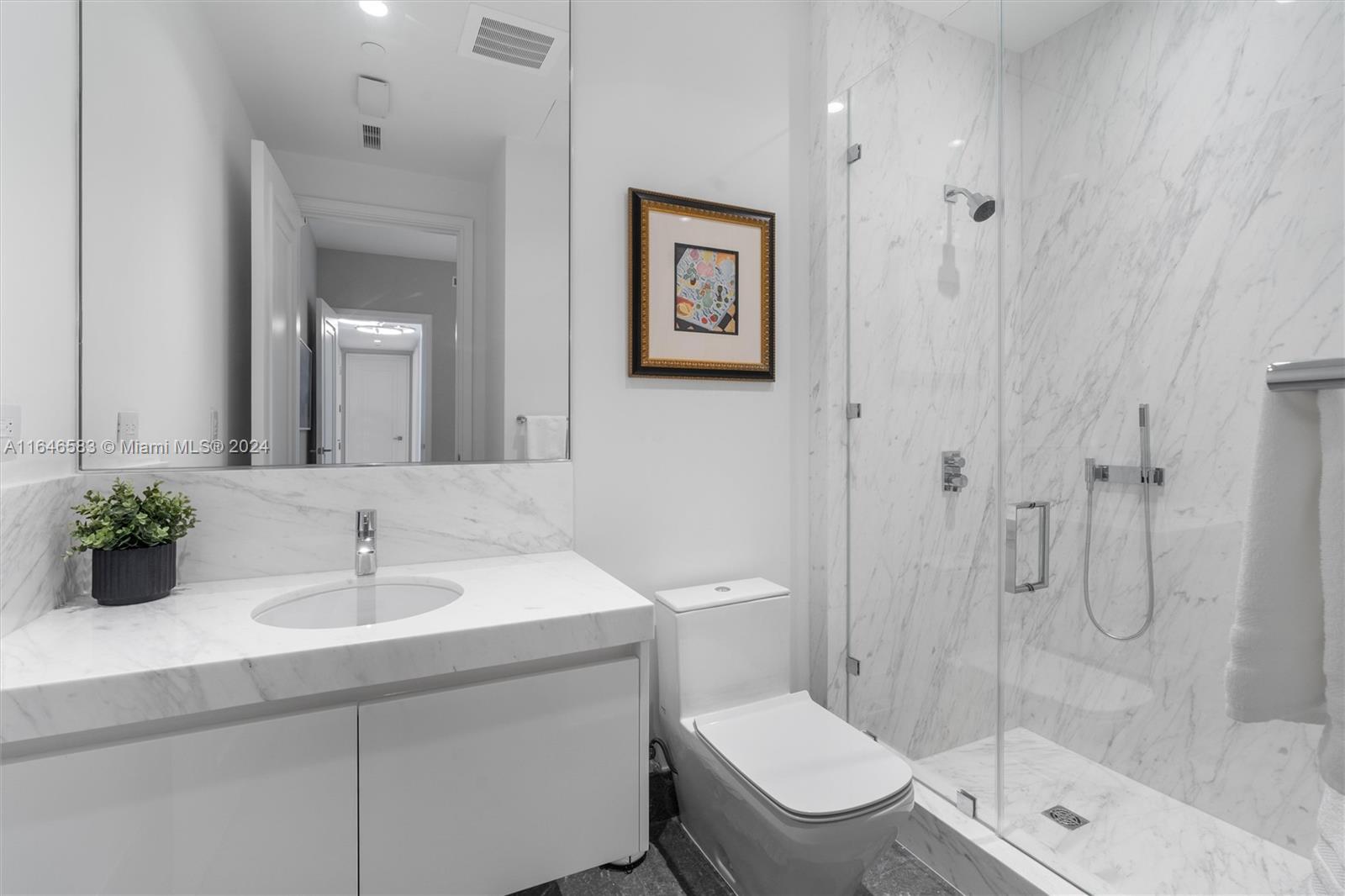 17901 Collins Ave # 4106