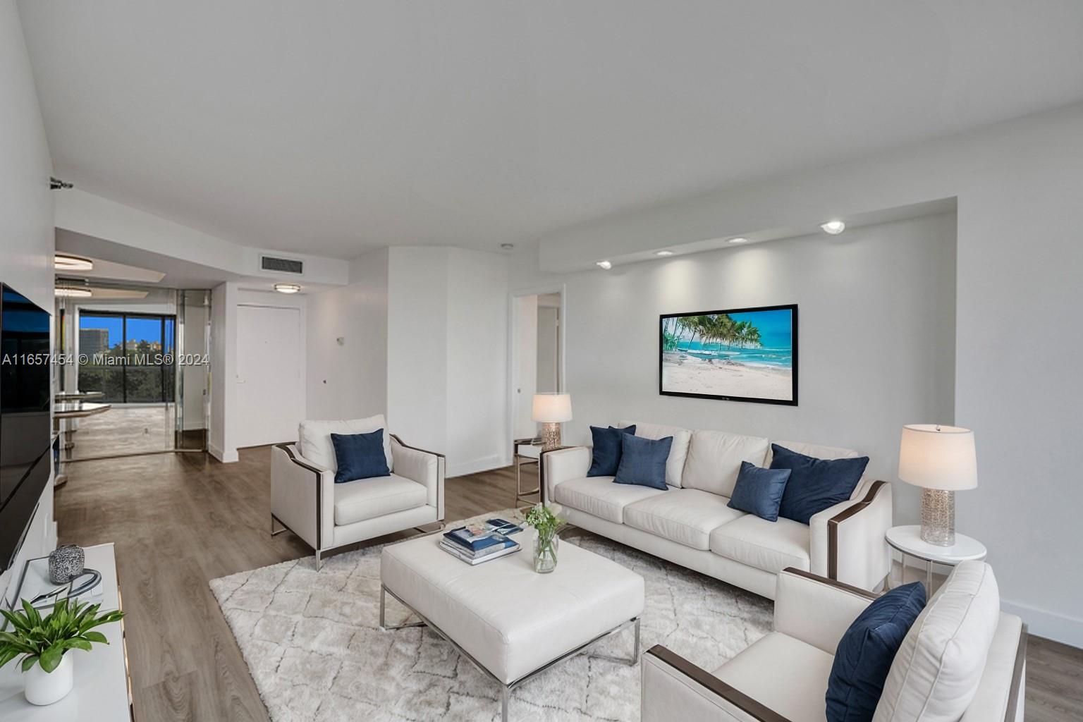 3640 Yacht Club Dr # 404