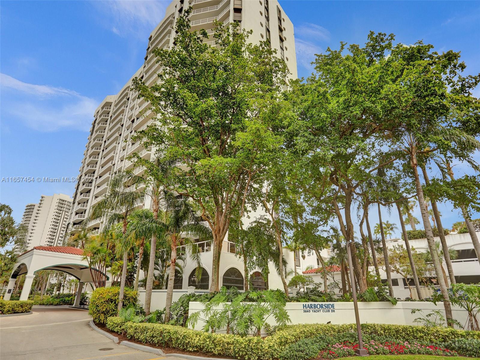 3640 Yacht Club Dr # 404