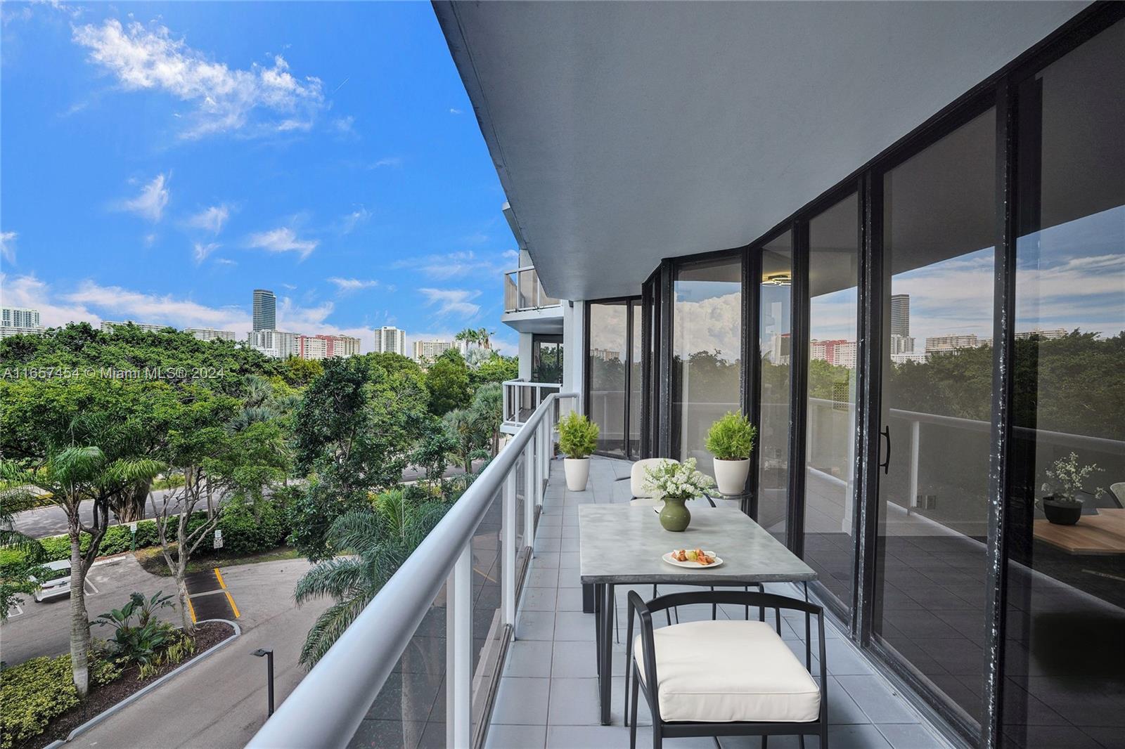 3640 Yacht Club Dr # 404