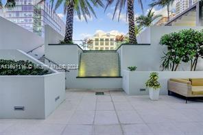 100 E Las Olas Blvd # 4203