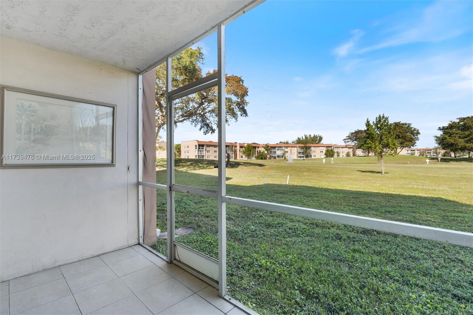 9761 Sunrise Lakes Blvd Unit: 107
