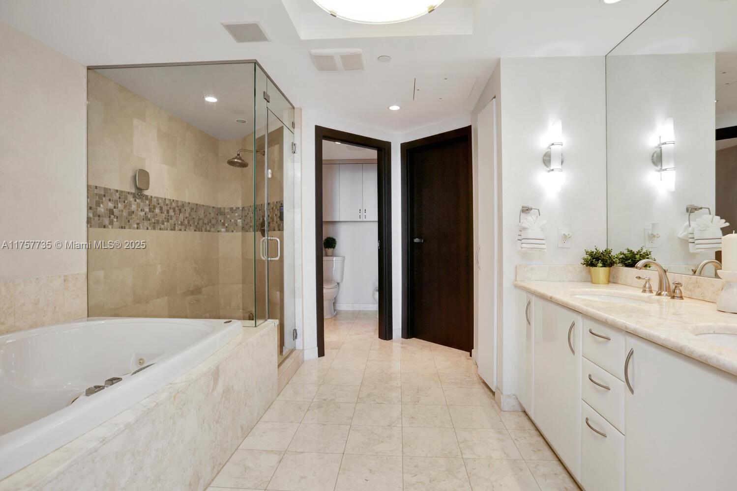1331 Brickell Bay Dr # 1905