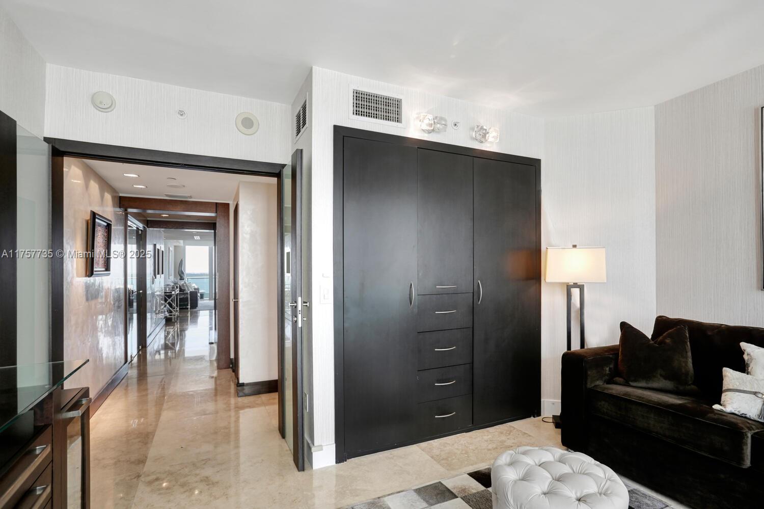 1331 Brickell Bay Dr # 1905