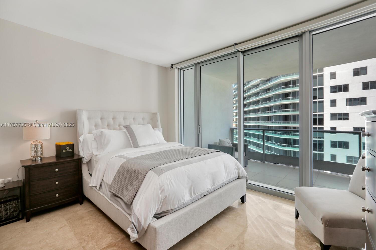1331 Brickell Bay Dr # 1905