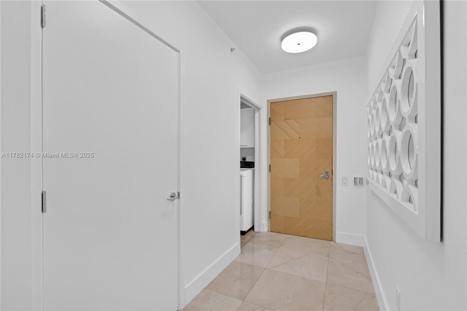 1500 Ocean Dr # 505