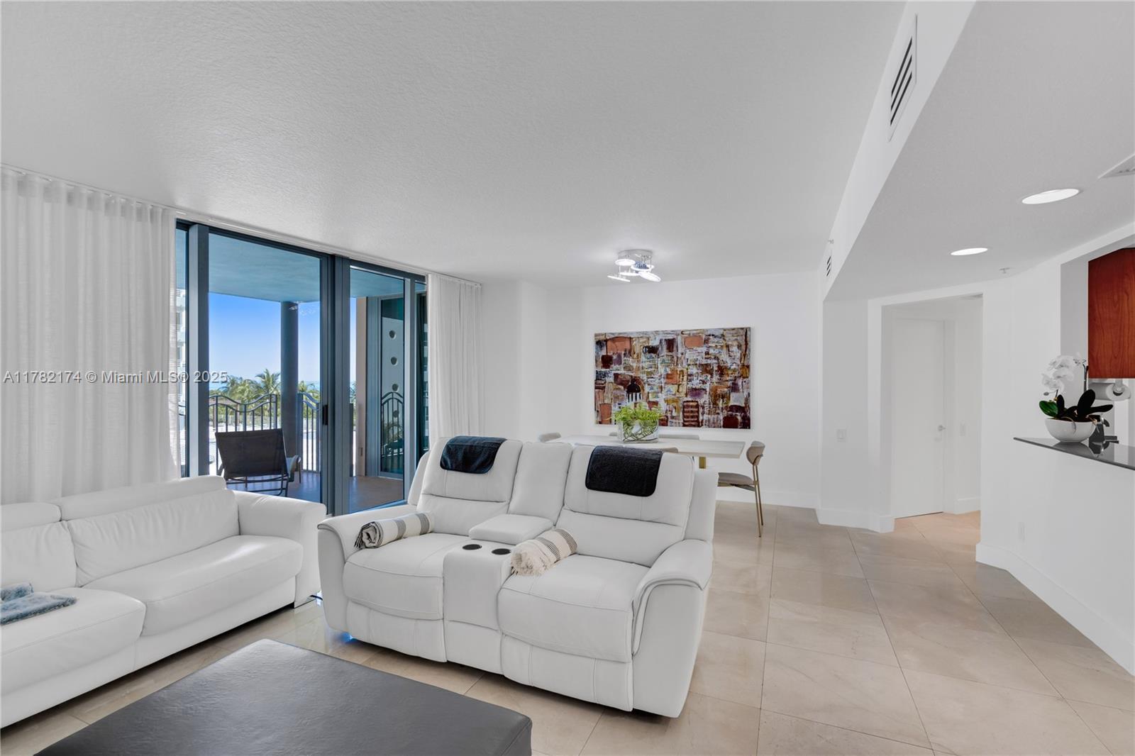 1500 Ocean Dr # 505